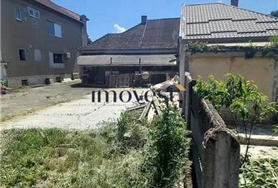 Doua case alipite in Titulescu - 3
