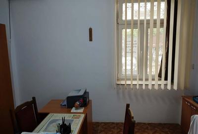 Spațiu comercial, de 15 mp, în Central - 2