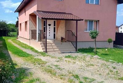 Casă cu Teren 300 Mp în Central - 5