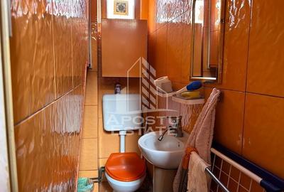 Casa la curte comuna cu doar 5 locatari, in Piata Maria. - 8