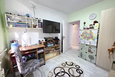 Apartament cu 3 camere decomandat în Rahova - 10