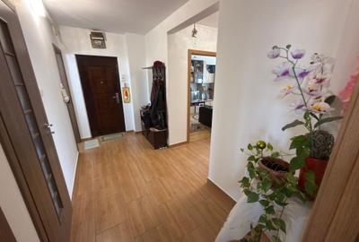 Apartament 4 camere, cetrala termica, boxa 12 mp in acte, str. Gura Ialomitei 5 - 1