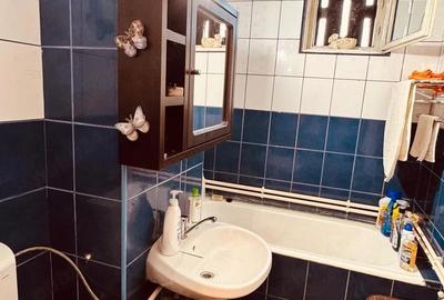 Apartament cu 2 camere decomandat în Micro 17 - 2