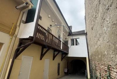 Apartament cu 3 camere decomandat în Ultracentral - 11