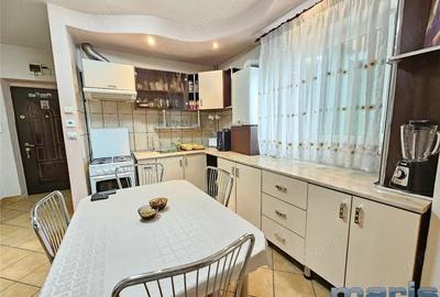 Apartament cu 3 camere decomandat în Tudor Vladimirescu - 9