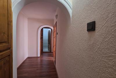 Apartament cu 3 camere decomandat în Rogerius - 5