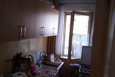 Apartament cu 3 camere decomandat în Mărăcineanu - 2