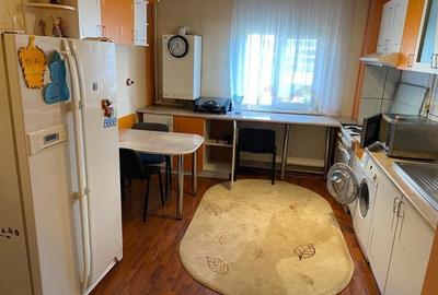 Vand apartament 2 camere zona Spital Vand apartament 2 camere zona Spital - 2