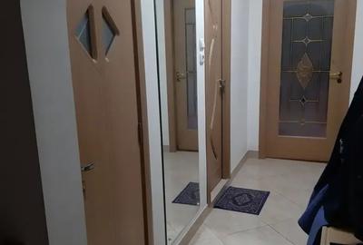 Apartament cu 2 camere decomandat în Rahova - 3