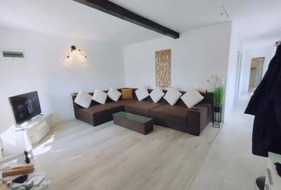 Casă cu 2 camere cu Teren 700 Mp în Corbu - 1