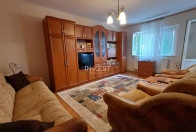 Apartament 2 camere, decomandat, Nicolina, etaj intermediar