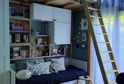 Casă cu 4 camere în Central