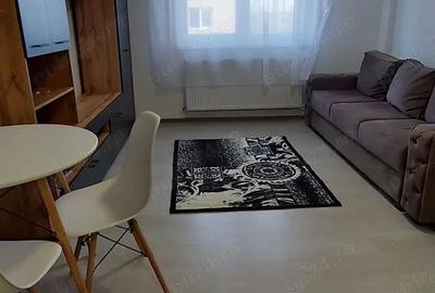 Garsonieră decomandată în Tractorul - 9