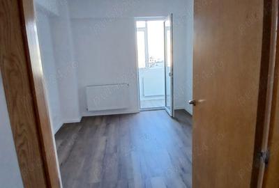 Apartament cu 3 camere decomandat în Vest - 5