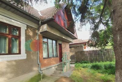 Casă cu 3 camere cu Teren 2038 Mp în Cujmir - 9