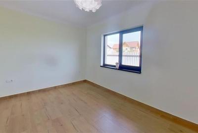 Distinctie rezedintiala pe 4 camere, 500 mp teren, Harman - 59
