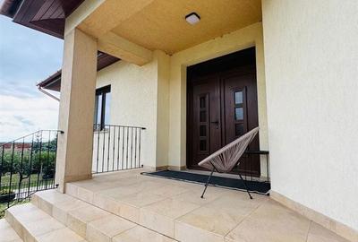 Casă cu 4 camere cu Teren 631 Mp în Dealuri Oradea - 2