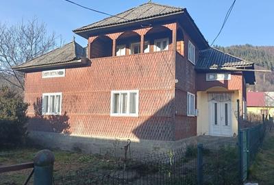 Casă cu 4 camere în Moisei - 7