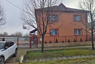 Casă individuală cu 5 camere cu Teren 845 Mp în Vest - 9