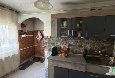 Apartament cu 3 camere decomandat în Central - 10