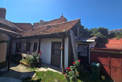 Casă cu 2 camere cu Teren 80 Mp în Central - 2