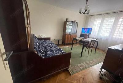 Apartament cu 3 camere decomandat în Calea București - 1