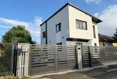 Casă cu 3 camere cu Teren 408 Mp în Central - 2