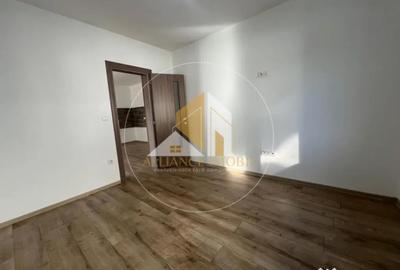 Apartament cu 4 camere decomandat în Central - 2