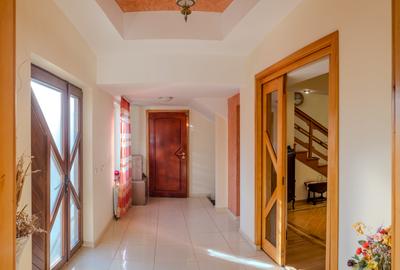 Casa D+P+E+M zona Piata Mare pretabila activitati comerciale si de birou - 5