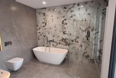 Casă individuală cu 5 camere cu Canalizare în Central - 11