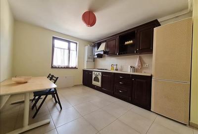 Apartament cu 2 camere decomandat, mobilat în Tractorul - 6
