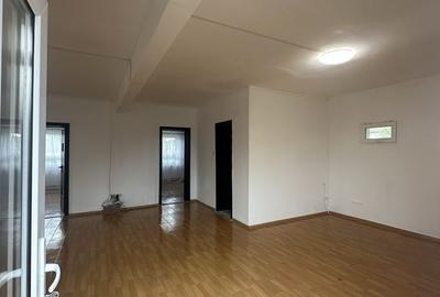 Casă cu 4 camere în Centura - 4