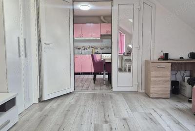 Apartament cu 2 camere decomandat în Central - 2