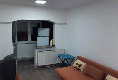 Garsonieră decomandată în Central - 1