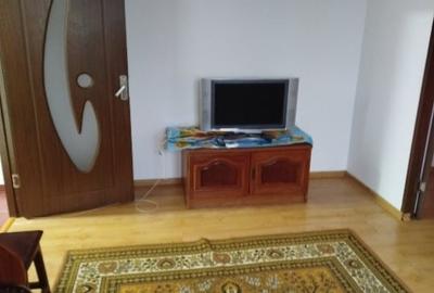 Apartament cu 2 camere semidecomandat în Central - 1