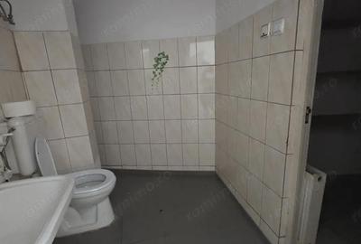 Spațiu comercial, de 122 mp, în Tineretului - 4