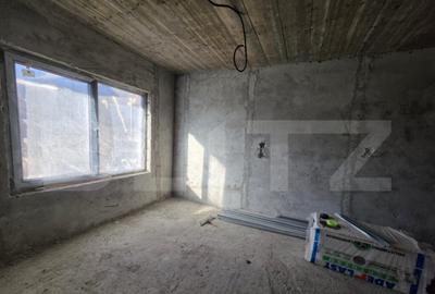 Casă cu 7 camere cu Teren 500 Mp în Central - 33