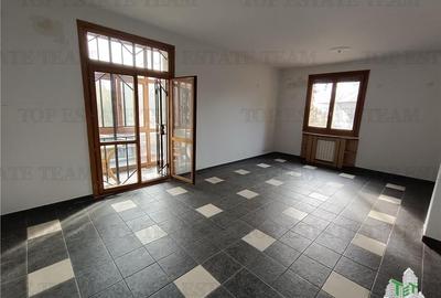Vanzare vila pretabil rezidential, birouri, comercial metrou 1 Mai - 5