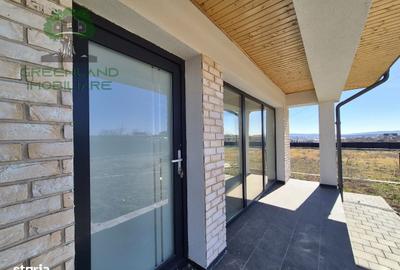 Casă cu 4 camere cu Teren 1500 Mp în Miroslava - 10