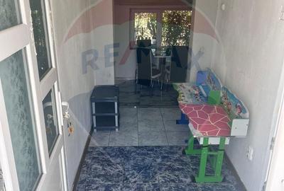 Casă cu 4 camere în Dumbrăvești - 4
