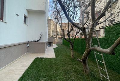 Casă cu 5 camere cu Teren 500 Mp în Primăverii - 8