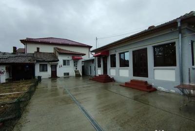 Casă cu 5 camere cu Canalizare în Central - 18