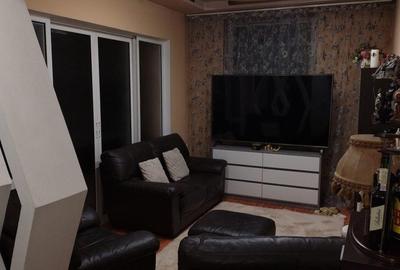 Apartament cu 3 camere în Central - 3