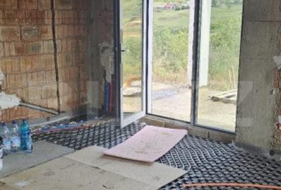 Casa la rosu, 4 camere, terasa mare cu vedere foarte frumoas - 7