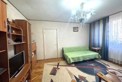 Apartament cu 3 camere semidecomandat în Central - 20