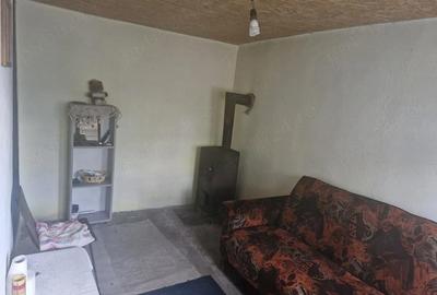 Casă cu 4 camere cu Teren 1900 Mp în Bolovani - 4
