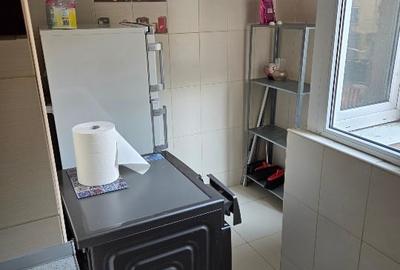 Garsonieră decomandată, mobilată în Universitate - 10