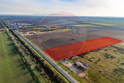 Teren Construcții intravilan de 29220 mp, în Est - 2