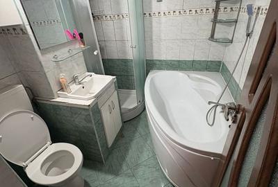 Apartament cu 3 camere semidecomandat în Central - 13