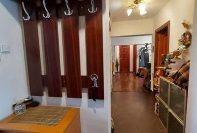 De vanzare Apartament 3 Camere 13 Septembrie Marriott sect 5 - 8